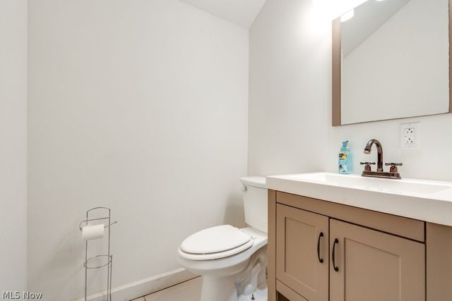 6095 Bell Avenue, Hubbard, OH 44425