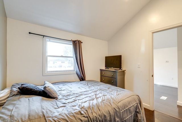 6095 Bell Avenue, Hubbard, OH 44425