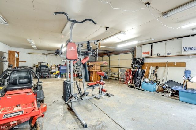 6095 Bell Avenue, Hubbard, OH 44425