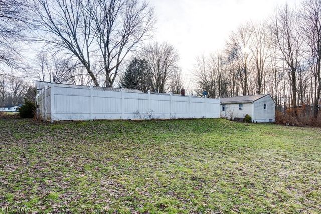 6095 Bell Avenue, Hubbard, OH 44425