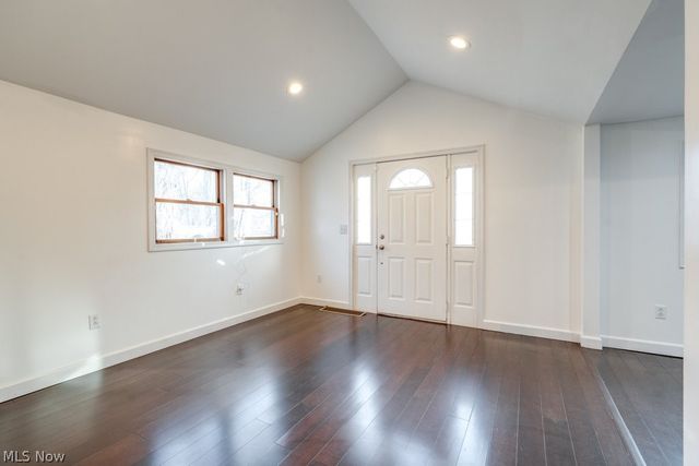 6095 Bell Avenue, Hubbard, OH 44425