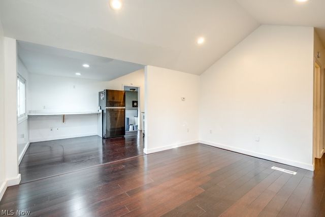 6095 Bell Avenue, Hubbard, OH 44425