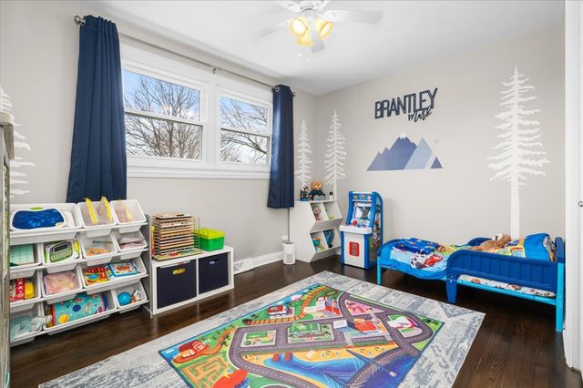 8932 S 85th Court, Hickory Hills, IL 60457