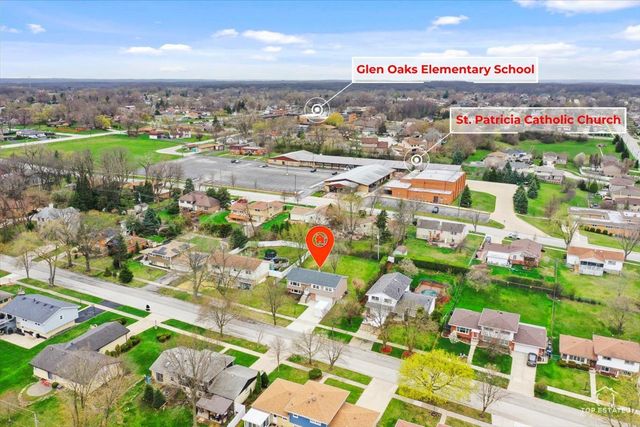 8932 S 85th Court, Hickory Hills, IL 60457