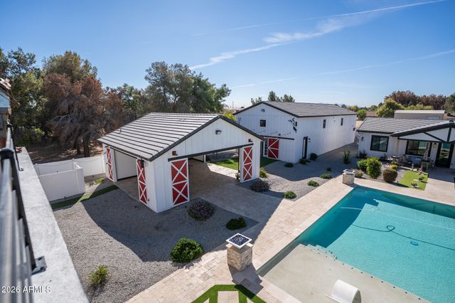 17337 W PEORIA Avenue, Waddell, AZ 85355