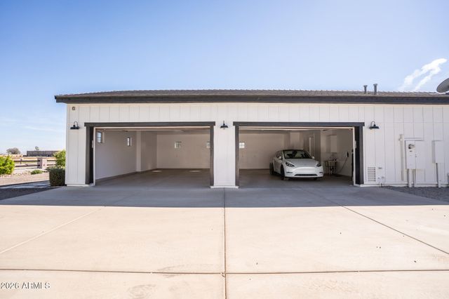 17337 W PEORIA Avenue, Waddell, AZ 85355