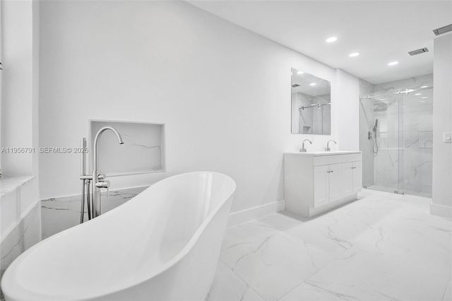 4410 NW 64th Ter, Lauderhill, FL 33319