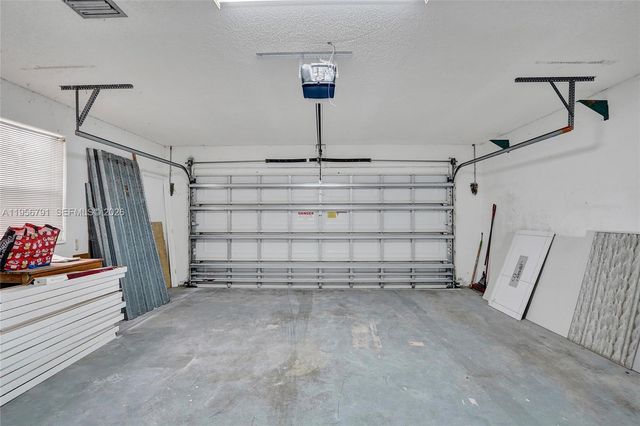 4410 NW 64th Ter, Lauderhill, FL 33319