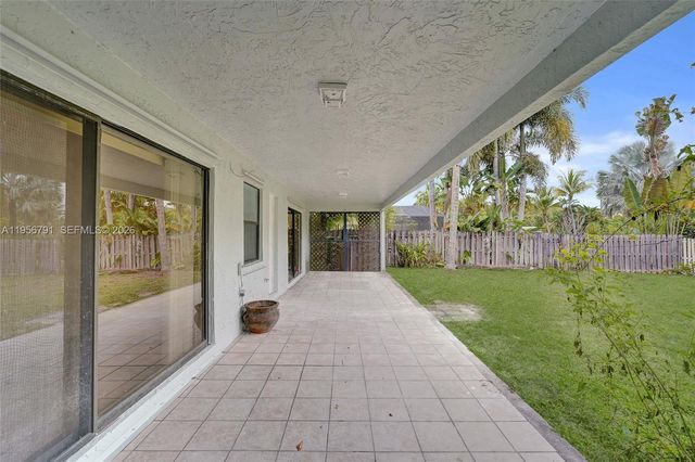 4410 NW 64th Ter, Lauderhill, FL 33319