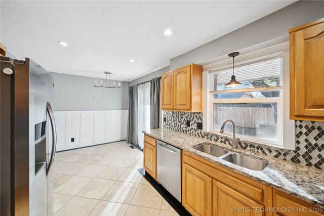 9222 S Norwood Avenue, Tulsa, OK 74137