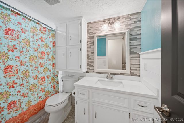 9222 S Norwood Avenue, Tulsa, OK 74137