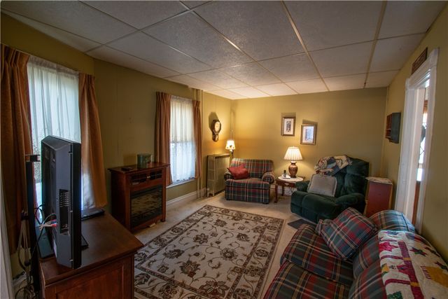 29 State Street, Geneva City, NY 14456