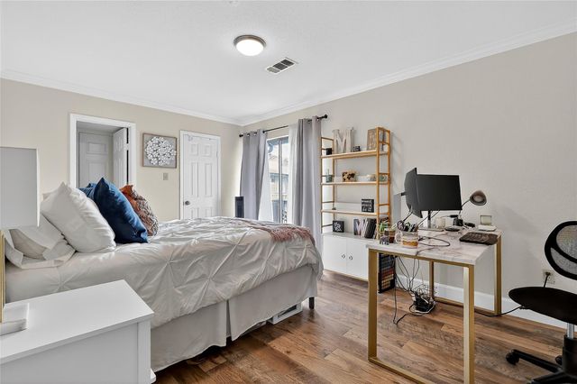 766 Worthshire Street, Houston, TX 77008