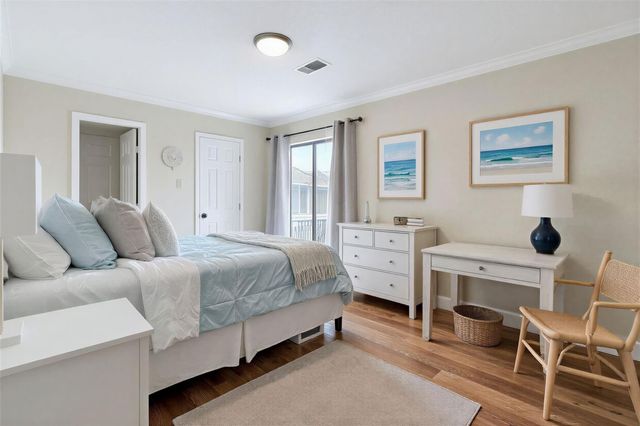 766 Worthshire Street, Houston, TX 77008