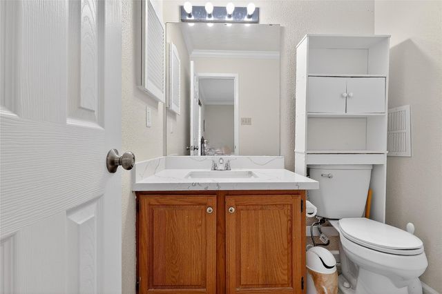 766 Worthshire Street, Houston, TX 77008