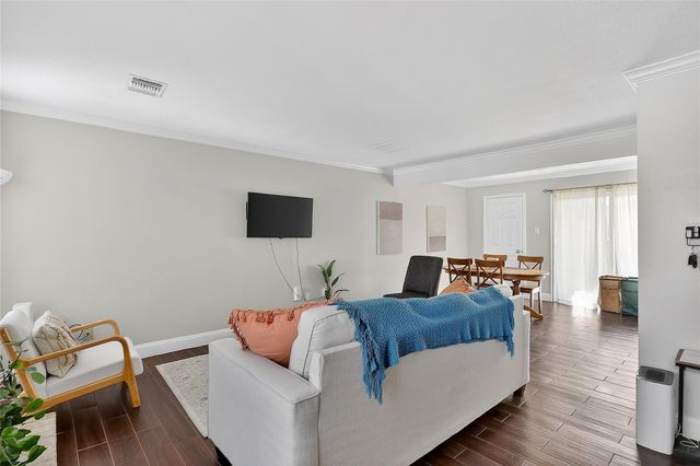 766 Worthshire Street, Houston, TX 77008