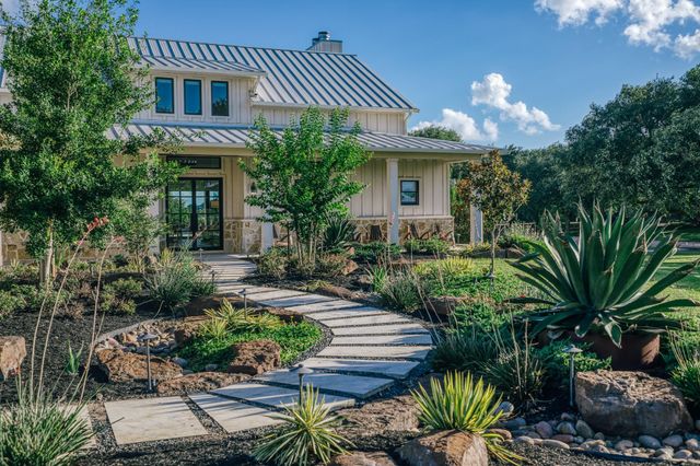 1034 Hilbun Road, New Ulm, TX 78950