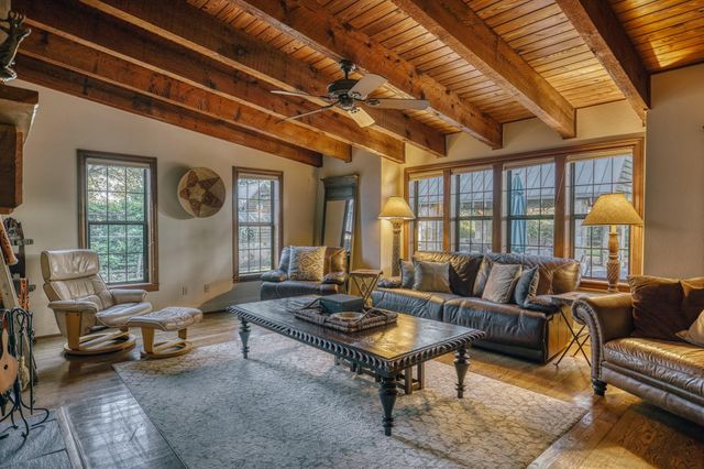 1034 Hilbun Road, New Ulm, TX 78950