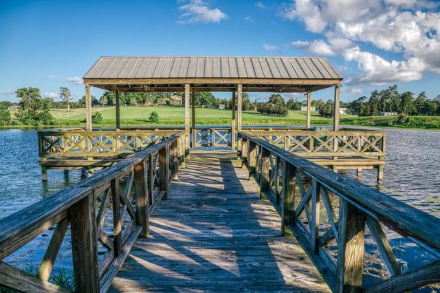1034 Hilbun Road, New Ulm, TX 78950