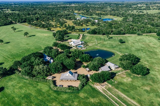 1034 Hilbun Road, New Ulm, TX 78950
