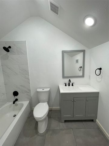 607 E Monterey Street, Denison, TX 75021