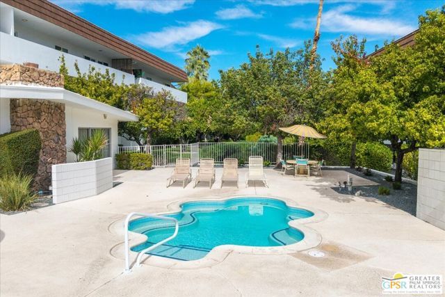 2396 S Palm Canyon Drive 23, Palm Springs, CA 92264