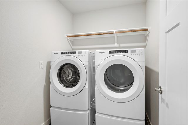 1028 Amistad Loop, College Station, TX 77845