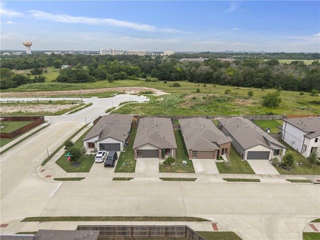 1028 Amistad Loop, College Station, TX 77845