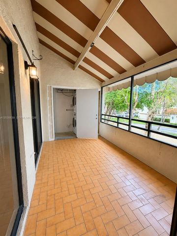 20005 NE 3rd Court 8, Miami, FL 33179