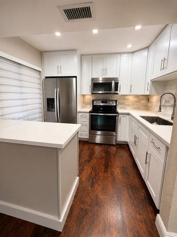 20005 NE 3rd Court 8, Miami, FL 33179