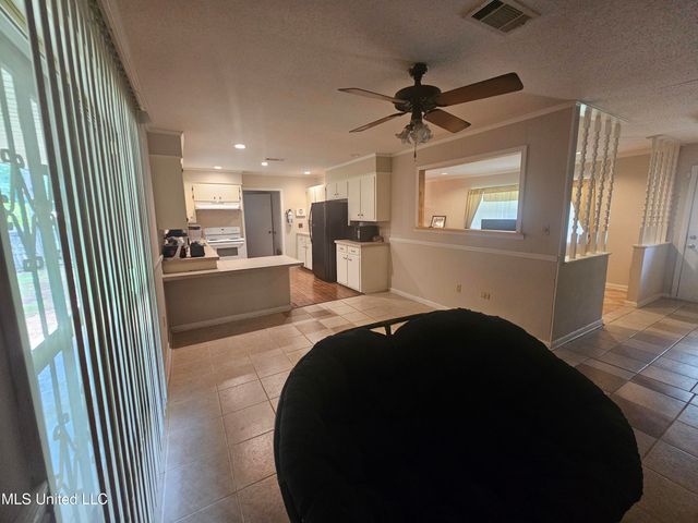 2290 Charmwood Drive, Jackson, MS 39204