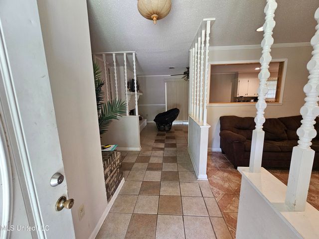 2290 Charmwood Drive, Jackson, MS 39204