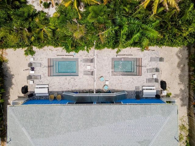 308 57TH STREET A & B, Bradenton Beach, FL 34217