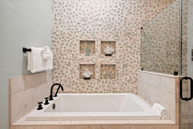 308 57TH STREET A & B, Bradenton Beach, FL 34217