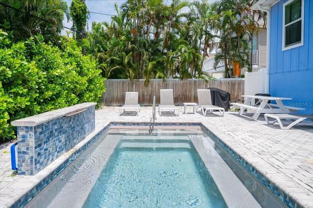 308 57TH STREET A & B, Bradenton Beach, FL 34217