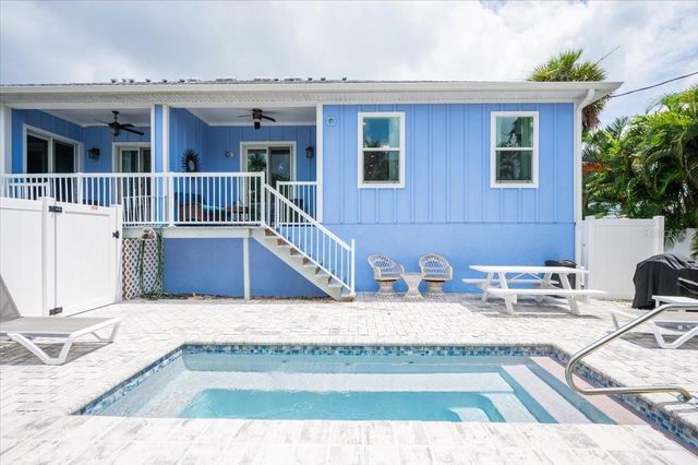 308 57TH STREET A & B, Bradenton Beach, FL 34217