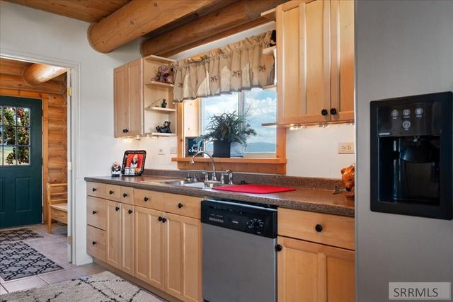 1102&1108 Pineview Lane, Driggs, ID 83422