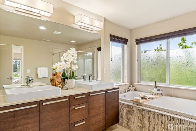 4100 168th Place SE, Bothell, WA 98012