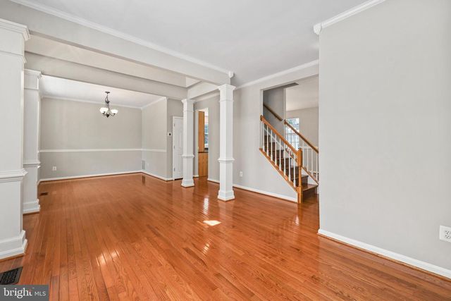12494 IONA SOUND DR, Bristow, VA 20136