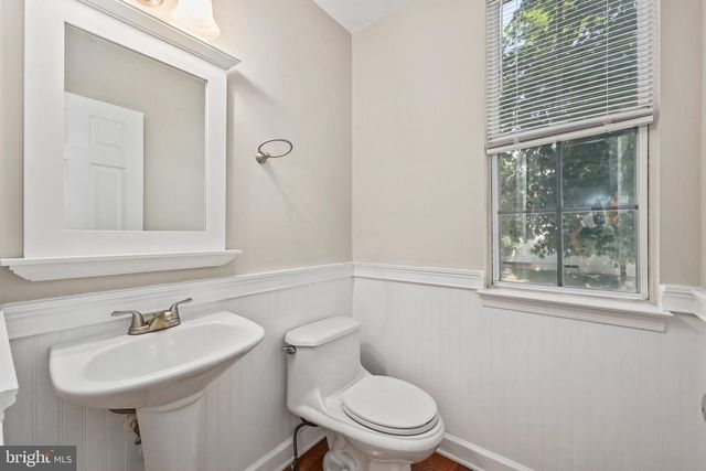 12494 IONA SOUND DR, Bristow, VA 20136