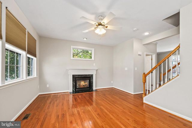 12494 IONA SOUND DR, Bristow, VA 20136