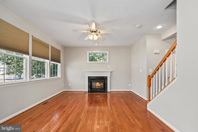 12494 IONA SOUND DR, Bristow, VA 20136