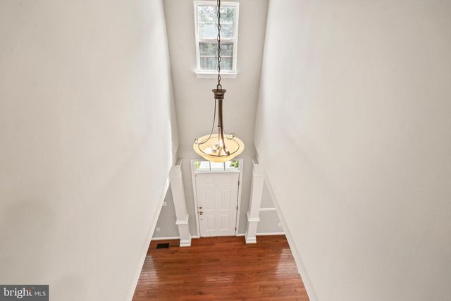 12494 IONA SOUND DR, Bristow, VA 20136