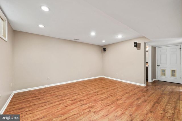 12494 IONA SOUND DR, Bristow, VA 20136