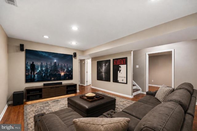 12494 IONA SOUND DR, Bristow, VA 20136