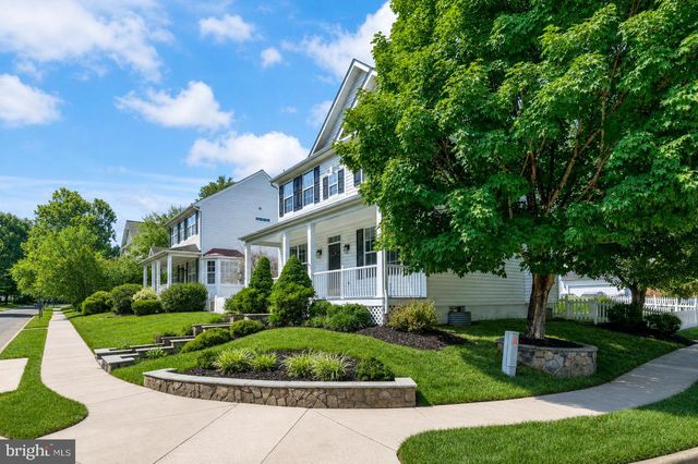 12494 IONA SOUND DR, Bristow, VA 20136