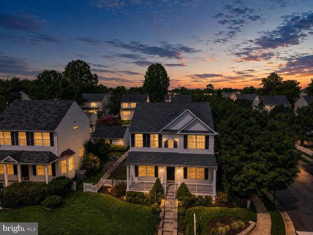 12494 IONA SOUND DR, Bristow, VA 20136