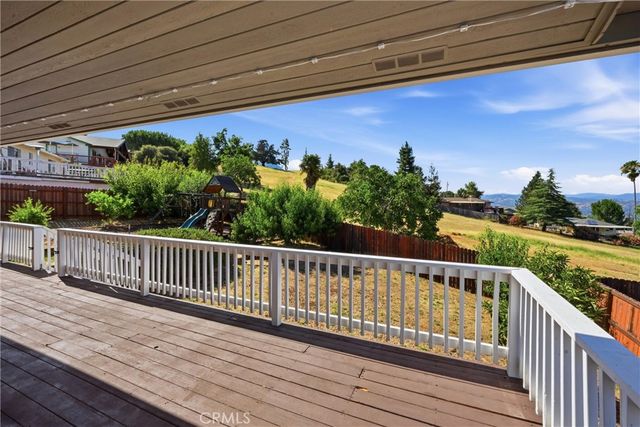 10370 Fairway Drive, Kelseyville, CA 95451