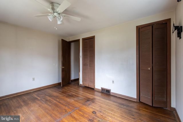 439 TOWNSHIP LINE RD, Elkins Park, PA 19027