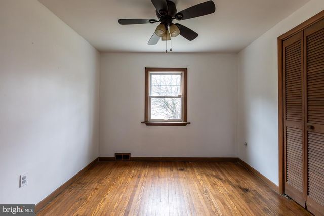 439 TOWNSHIP LINE RD, Elkins Park, PA 19027